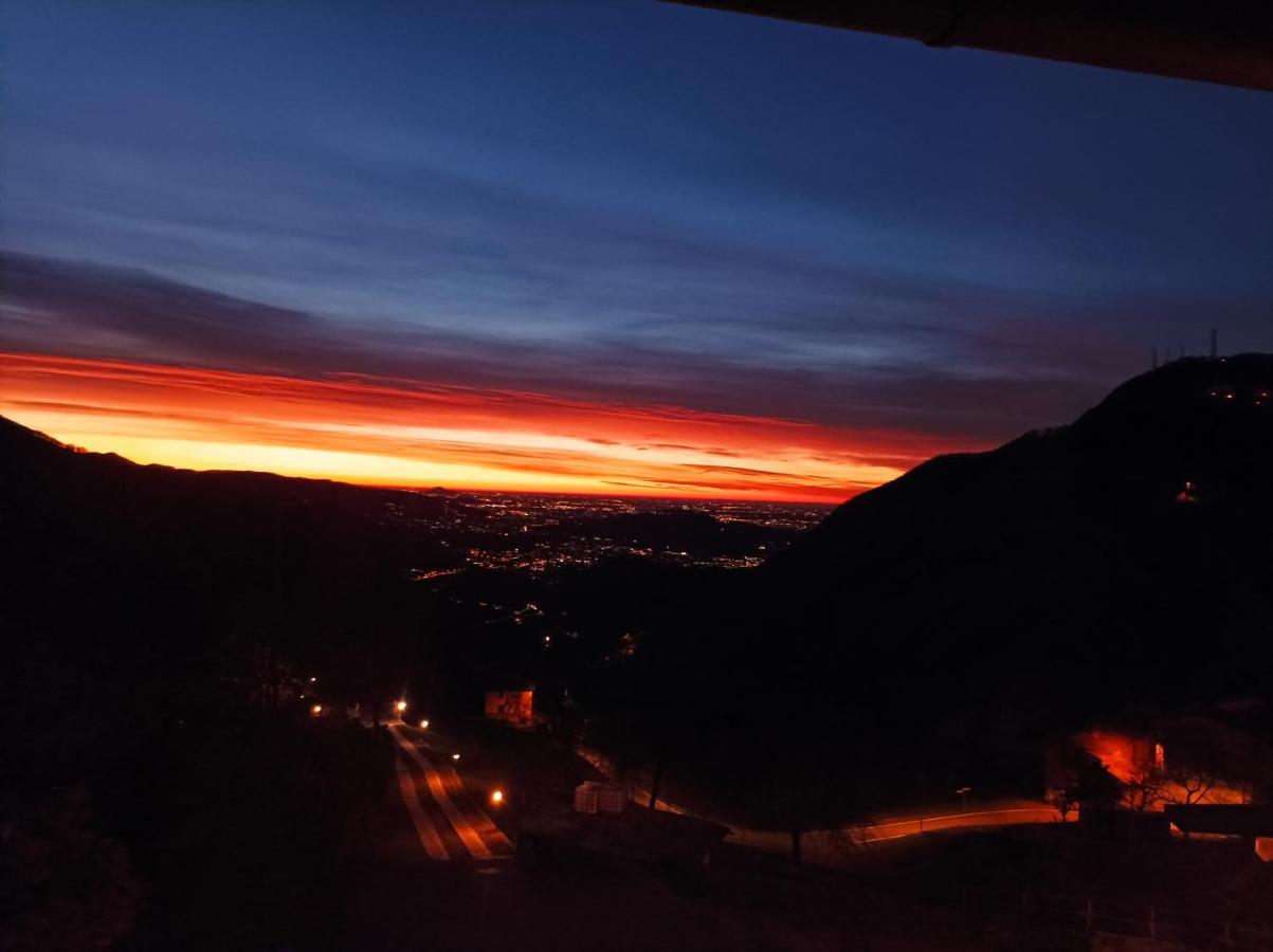 Ca' Baetti L'Antico Borgo Bed & Breakfast Roncola ภายนอก รูปภาพ