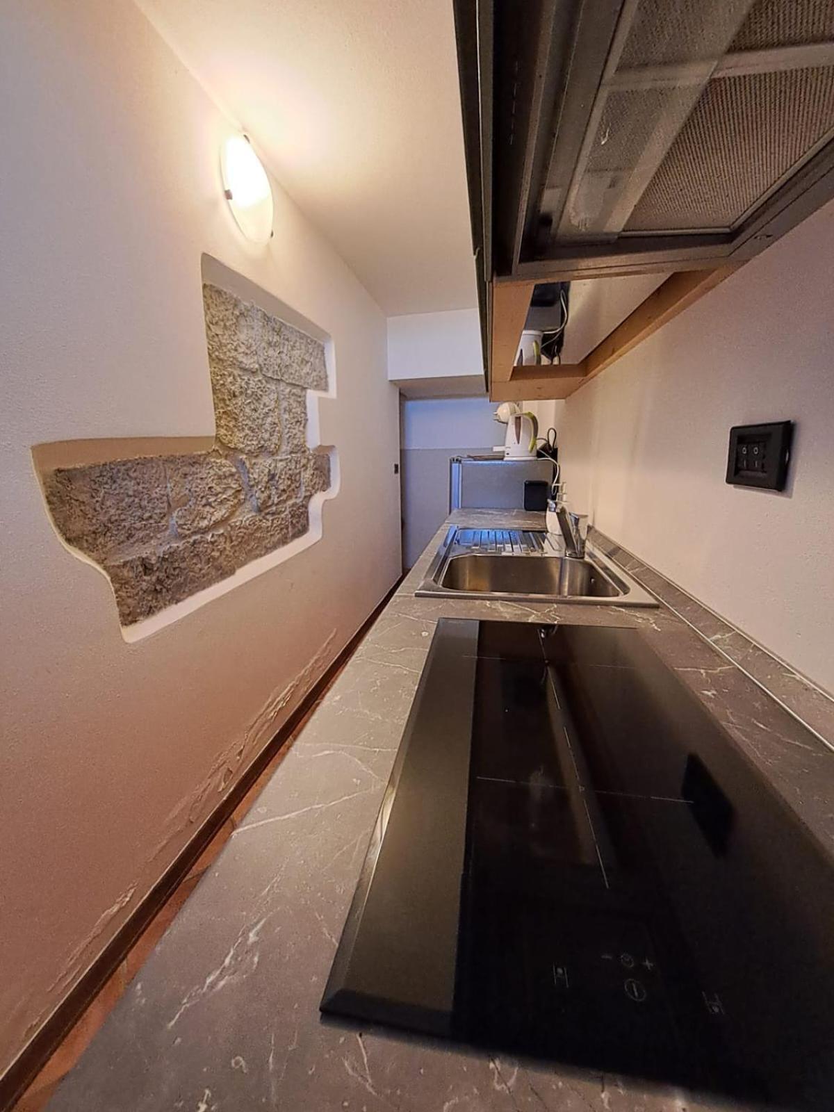 Ca' Baetti L'Antico Borgo Bed & Breakfast Roncola ภายนอก รูปภาพ