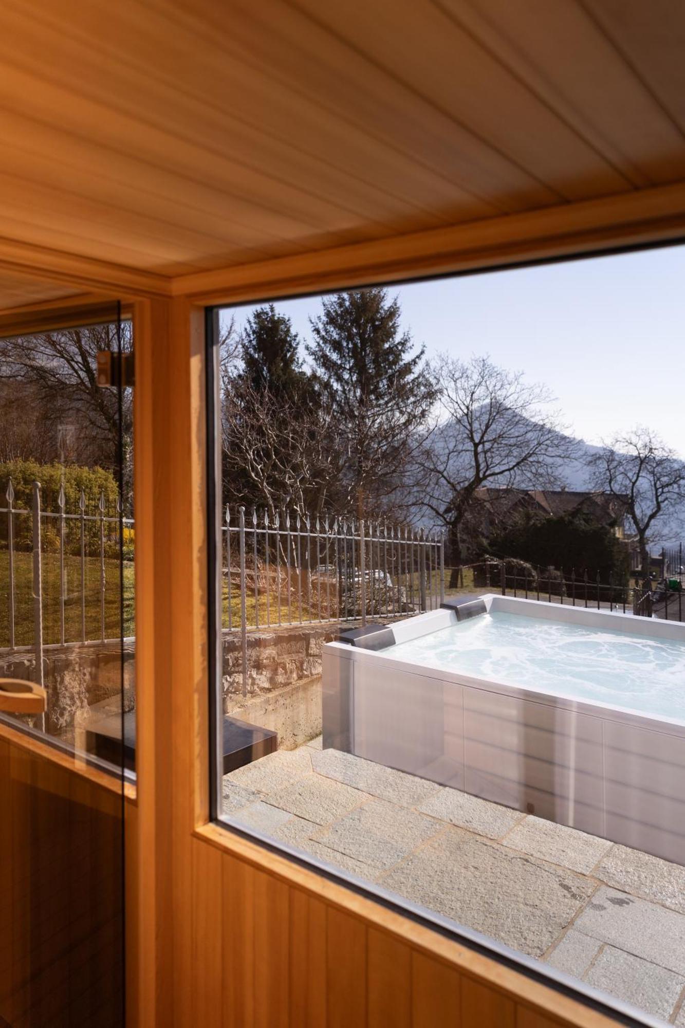 Ca' Baetti L'Antico Borgo Bed & Breakfast Roncola ภายนอก รูปภาพ