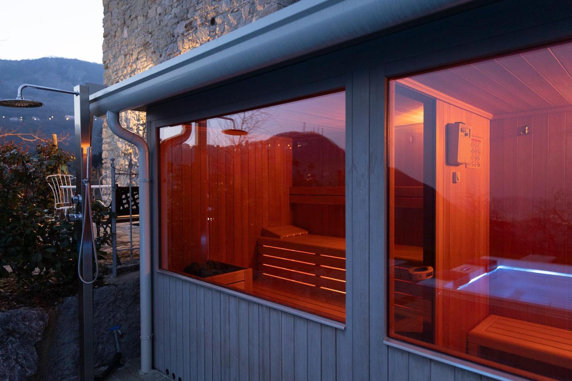 Ca' Baetti L'Antico Borgo Bed & Breakfast Roncola ภายนอก รูปภาพ