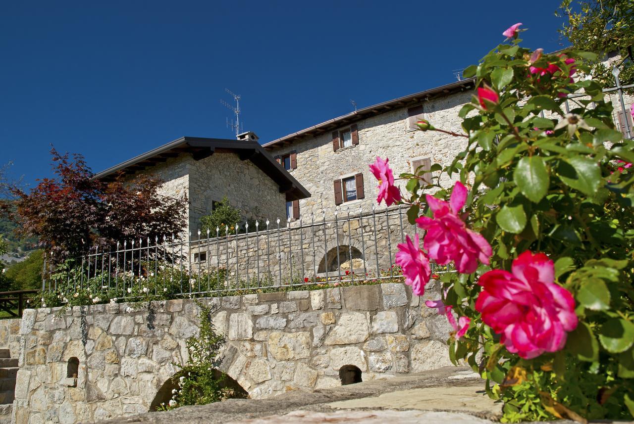Ca' Baetti L'Antico Borgo Bed & Breakfast Roncola ภายนอก รูปภาพ