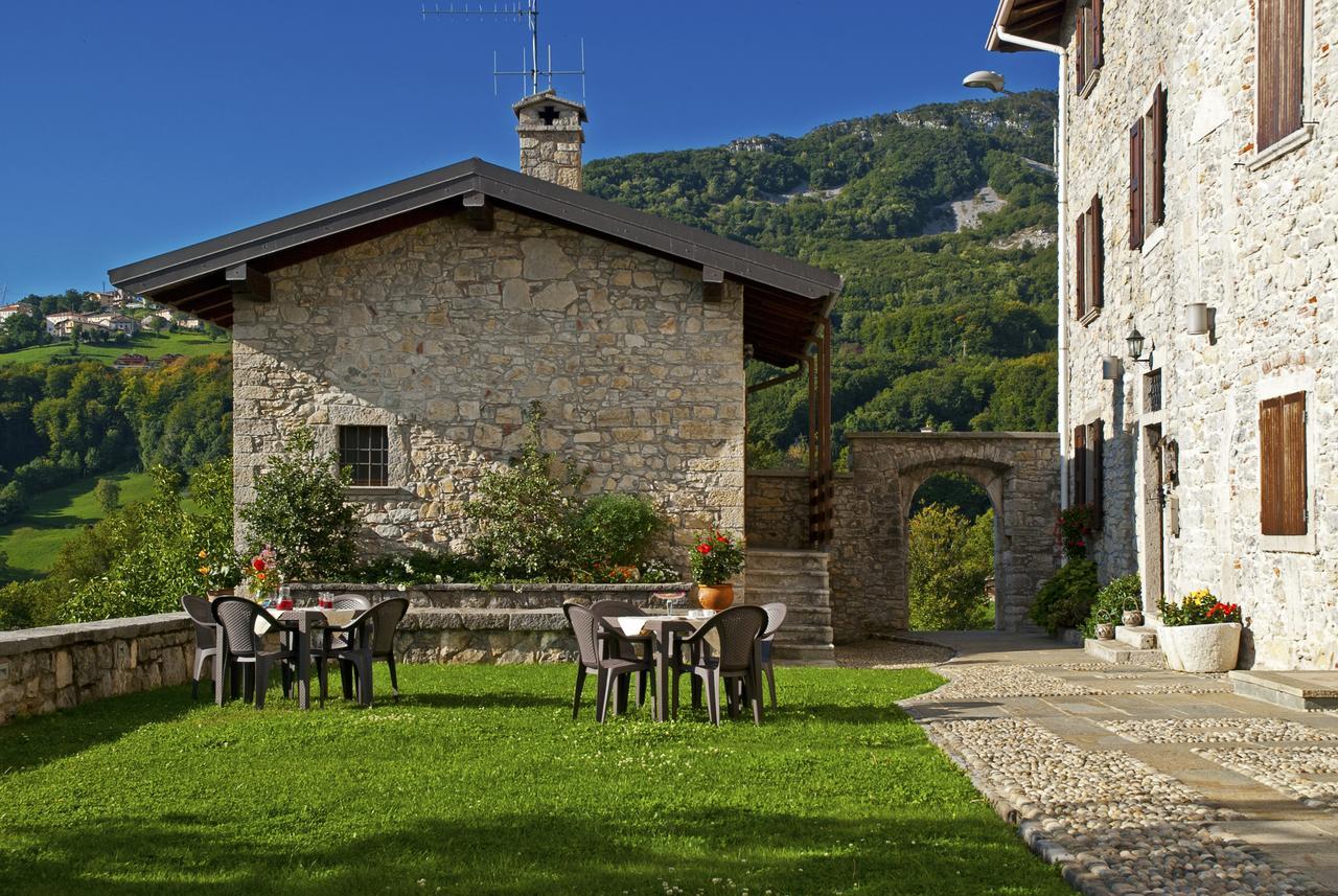 Ca' Baetti L'Antico Borgo Bed & Breakfast Roncola ภายนอก รูปภาพ